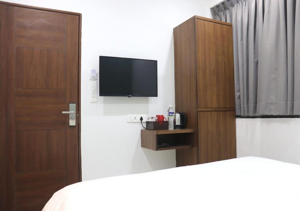 Sharman Suites ปูเน่ ภายนอก รูปภาพ