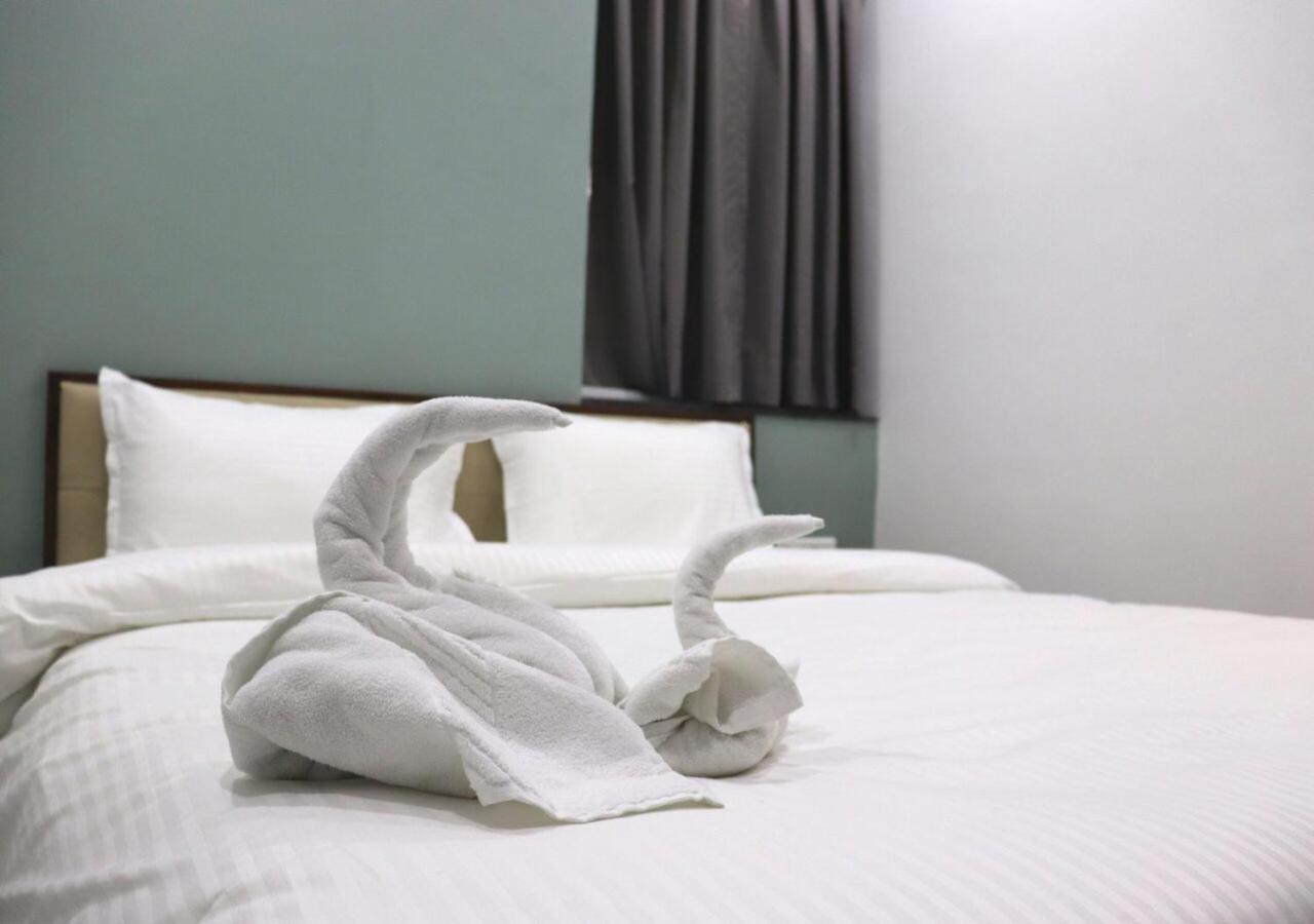 Sharman Suites ปูเน่ ภายนอก รูปภาพ