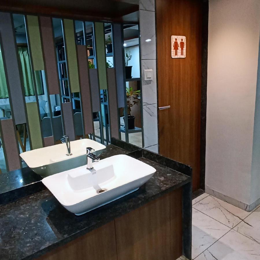 Sharman Suites ปูเน่ ภายนอก รูปภาพ